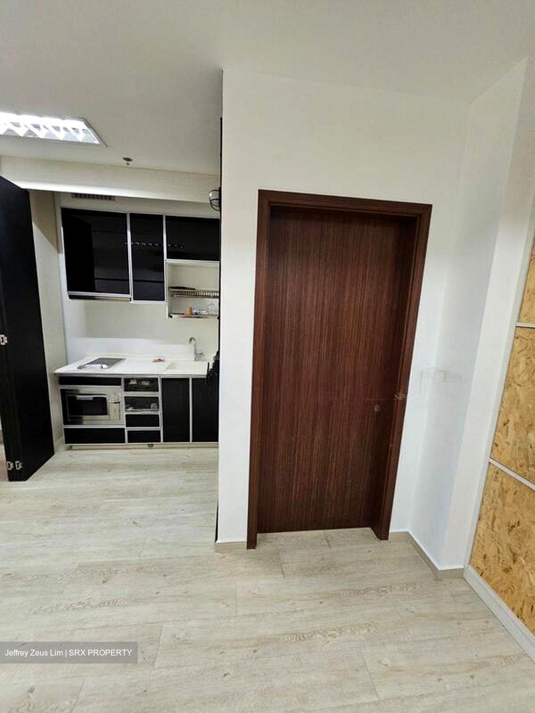 Soho Life (D15), Office #521084211